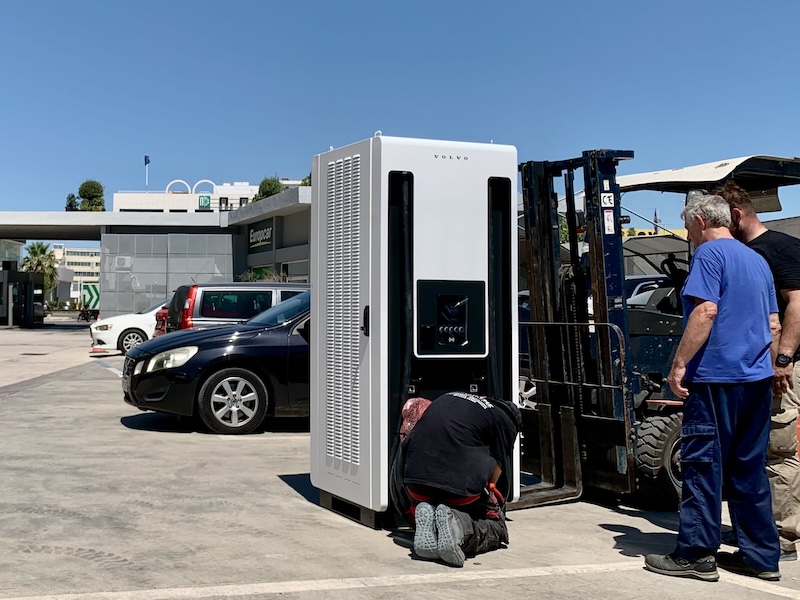 DC charger installation